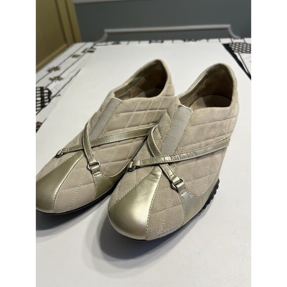 Cole Haan Tan Quilted Suede Gold Metallic Leather Accents Slip On Sneakers Shoes - Picture 1 of 15